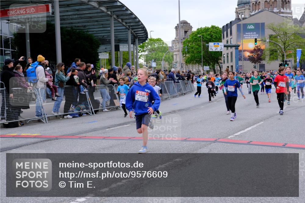 25.04.2026 - Das Zehntel Tim E. http://msf.ph/oto/9576609 25.04.2026 10:57:30 Ziel 5013, 5047, 5333, 5338, 5417, 5430, 5442, 5537, 5540, 5545, 5546, 5547, 5619, 5818, 5955, 5967, 6120, 6134, 6138, 6171, 6181, 6235, 6328, 6335, 6338, 6622, 6625, 6630, 6639, 6888, 6899, 7070, 7682, 7867, 7906, 8014, 8016, 8029, 8046, 8047 meine-sportfotos.de