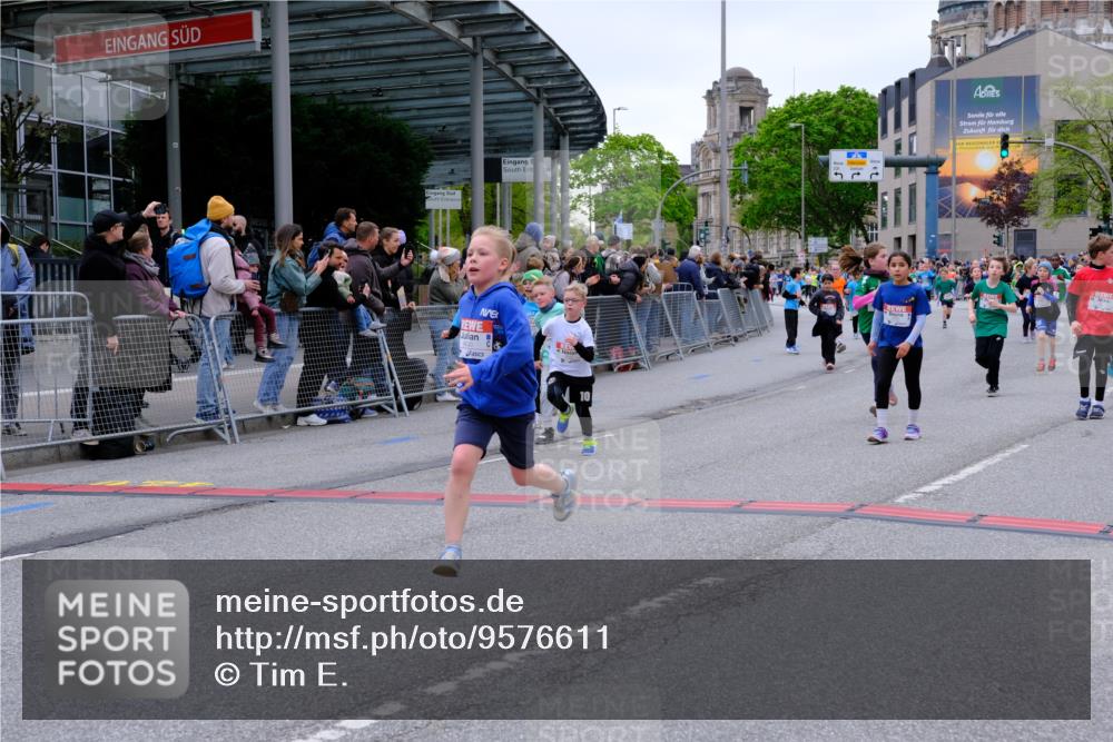 25.04.2026 - Das Zehntel Tim E. http://msf.ph/oto/9576611 25.04.2026 10:57:30 Ziel 5013, 5047, 5333, 5338, 5417, 5430, 5442, 5537, 5540, 5545, 5546, 5547, 5619, 5818, 5955, 5967, 6120, 6134, 6138, 6171, 6181, 6235, 6328, 6335, 6338, 6622, 6625, 6630, 6639, 6888, 6899, 7070, 7682, 7867, 7906, 8014, 8016, 8029, 8046, 8047 meine-sportfotos.de