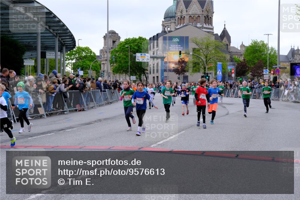 25.04.2026 - Das Zehntel Tim E. http://msf.ph/oto/9576613 25.04.2026 10:57:30 Ziel 5013, 5047, 5333, 5338, 5417, 5430, 5442, 5537, 5540, 5545, 5546, 5547, 5619, 5818, 5955, 5967, 6120, 6134, 6138, 6171, 6181, 6235, 6328, 6335, 6338, 6622, 6625, 6630, 6639, 6888, 6899, 7070, 7682, 7867, 7906, 8014, 8016, 8029, 8046, 8047 meine-sportfotos.de