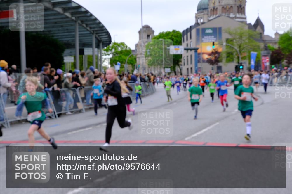 25.04.2026 - Das Zehntel Tim E. http://msf.ph/oto/9576644 25.04.2026 10:57:38 Ziel 5071, 5135, 5168, 5223, 5291, 5354, 5430, 5535, 5537, 5539, 5540, 5543, 5545, 5546, 5547, 5554, 5815, 5837, 5967, 6171, 6181, 6328, 6331, 6338, 6418, 6440, 6614, 6622, 6625, 6639, 6640, 6867, 6888, 6897, 6899, 6904, 6947, 7007, 7261, 7375, 7392, 7772, 7798, 7906, 8014, 8029 meine-sportfotos.de