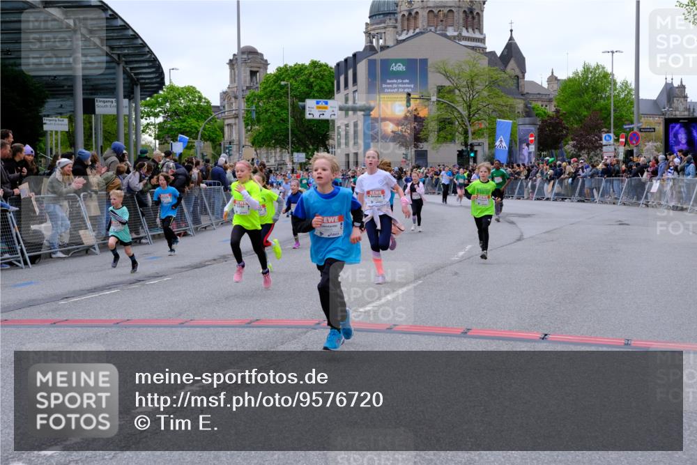 25.04.2026 - Das Zehntel Tim E. http://msf.ph/oto/9576720 25.04.2026 10:57:51 Ziel 5002, 5372, 5377, 5395, 5404, 5472, 5476, 5568, 5616, 5665, 5677, 5806, 5810, 5816, 5832, 5973, 6408, 6411, 6458, 6603, 6634, 6708, 6715, 6747, 6749, 6892, 7037, 7231, 7242, 7322, 7694, 7796, 7895, 8002, 8005 meine-sportfotos.de