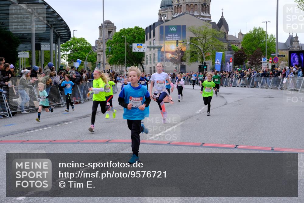 25.04.2026 - Das Zehntel Tim E. http://msf.ph/oto/9576721 25.04.2026 10:57:51 Ziel 5002, 5372, 5377, 5395, 5404, 5472, 5476, 5568, 5616, 5665, 5677, 5806, 5810, 5816, 5832, 5973, 6408, 6411, 6458, 6603, 6634, 6708, 6715, 6747, 6749, 6892, 7037, 7231, 7242, 7322, 7694, 7796, 7895, 8002, 8005 meine-sportfotos.de