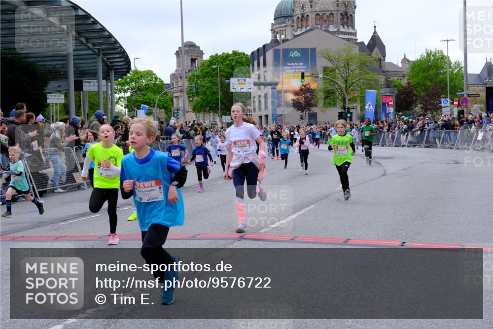 25.04.2026 - Das Zehntel Tim E. http://msf.ph/oto/9576722 25.04.2026 10:57:51 Ziel 5002, 5372, 5377, 5395, 5404, 5472, 5476, 5568, 5616, 5665, 5677, 5806, 5810, 5816, 5832, 5973, 6408, 6411, 6458, 6603, 6634, 6708, 6715, 6747, 6749, 6892, 7037, 7231, 7242, 7322, 7694, 7796, 7895, 8002, 8005 meine-sportfotos.de