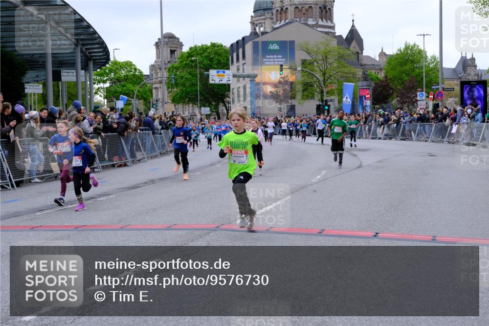 25.04.2026 - Das Zehntel Tim E. http://msf.ph/oto/9576730 25.04.2026 10:57:53 Ziel 5002, 5377, 5395, 5404, 5472, 5476, 5532, 5568, 5616, 5665, 5677, 5806, 5810, 5816, 5973, 6408, 6411, 6458, 6603, 6708, 6715, 6747, 6749, 6892, 6893, 7037, 7231, 7242, 7322, 7796, 7895, 8002, 8005 meine-sportfotos.de