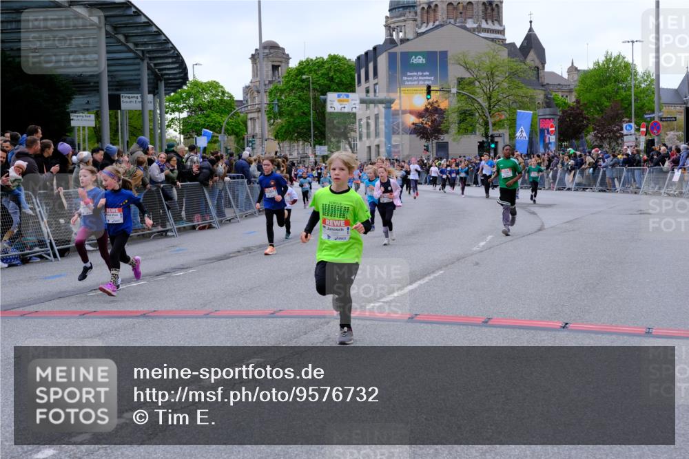 25.04.2026 - Das Zehntel Tim E. http://msf.ph/oto/9576732 25.04.2026 10:57:53 Ziel 5002, 5377, 5395, 5404, 5472, 5476, 5532, 5568, 5616, 5665, 5677, 5806, 5810, 5816, 5973, 6408, 6411, 6458, 6603, 6708, 6715, 6747, 6749, 6892, 6893, 7037, 7231, 7242, 7322, 7796, 7895, 8002, 8005 meine-sportfotos.de