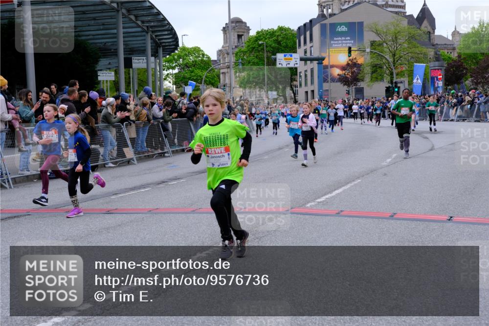 25.04.2026 - Das Zehntel Tim E. http://msf.ph/oto/9576736 25.04.2026 10:57:53 Ziel 5002, 5377, 5395, 5404, 5472, 5476, 5532, 5568, 5616, 5665, 5677, 5806, 5810, 5816, 5973, 6408, 6411, 6458, 6603, 6708, 6715, 6747, 6749, 6892, 6893, 7037, 7231, 7242, 7322, 7796, 7895, 8002, 8005 meine-sportfotos.de