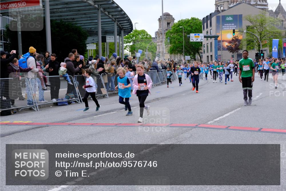 25.04.2026 - Das Zehntel Tim E. http://msf.ph/oto/9576746 25.04.2026 10:57:55 Ziel 5002, 5377, 5395, 5404, 5476, 5532, 5568, 5616, 5665, 5677, 5691, 5810, 5973, 6408, 6411, 6458, 6574, 6603, 6708, 6715, 6741, 6747, 6749, 6892, 6893, 7037, 7231, 7242, 7322, 7796, 7895, 7931, 7945 meine-sportfotos.de