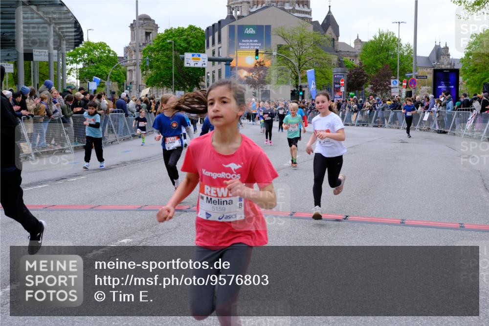 25.04.2026 - Das Zehntel Tim E. http://msf.ph/oto/9576803 25.04.2026 10:58:06 Ziel 5032, 5153, 5159, 5206, 5373, 5392, 5608, 5609, 5691, 5938, 6347, 6348, 6356, 6367, 6378, 6574, 6576, 6600, 6609, 6662, 6678, 6681, 6741, 6837, 6848, 6921, 7301, 7318, 7516, 7520, 7532, 7673, 7677, 7680, 7736, 7755, 7915, 7931, 7942, 7945, 8070 meine-sportfotos.de
