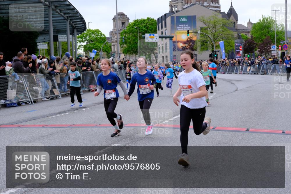25.04.2026 - Das Zehntel Tim E. http://msf.ph/oto/9576805 25.04.2026 10:58:07 Ziel 5032, 5153, 5159, 5206, 5373, 5392, 5556, 5608, 5609, 5691, 5938, 6347, 6348, 6356, 6367, 6378, 6574, 6576, 6600, 6609, 6662, 6678, 6681, 6837, 6848, 6921, 7301, 7318, 7516, 7520, 7532, 7673, 7677, 7680, 7736, 7755, 7915, 7942, 8070 meine-sportfotos.de