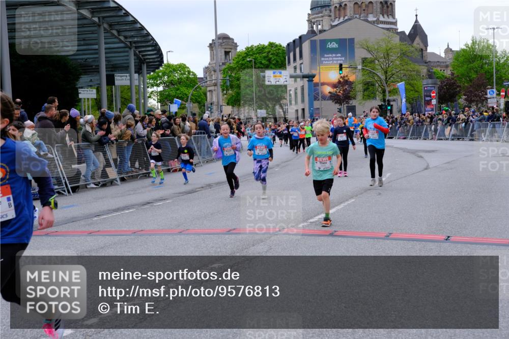 25.04.2026 - Das Zehntel Tim E. http://msf.ph/oto/9576813 25.04.2026 10:58:08 Ziel 5032, 5153, 5159, 5185, 5206, 5366, 5373, 5392, 5556, 5608, 5609, 5938, 6347, 6348, 6356, 6367, 6378, 6576, 6600, 6609, 6662, 6678, 6681, 6837, 6848, 6921, 7301, 7318, 7516, 7520, 7532, 7673, 7677, 7680, 7736, 7755, 7915, 7942, 8070 meine-sportfotos.de