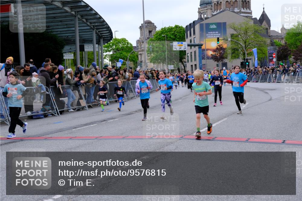 25.04.2026 - Das Zehntel Tim E. http://msf.ph/oto/9576815 25.04.2026 10:58:08 Ziel 5032, 5153, 5159, 5185, 5206, 5366, 5373, 5392, 5556, 5608, 5609, 5938, 6347, 6348, 6356, 6367, 6378, 6576, 6600, 6609, 6662, 6678, 6681, 6837, 6848, 6921, 7301, 7318, 7516, 7520, 7532, 7673, 7677, 7680, 7736, 7755, 7915, 7942, 8070 meine-sportfotos.de