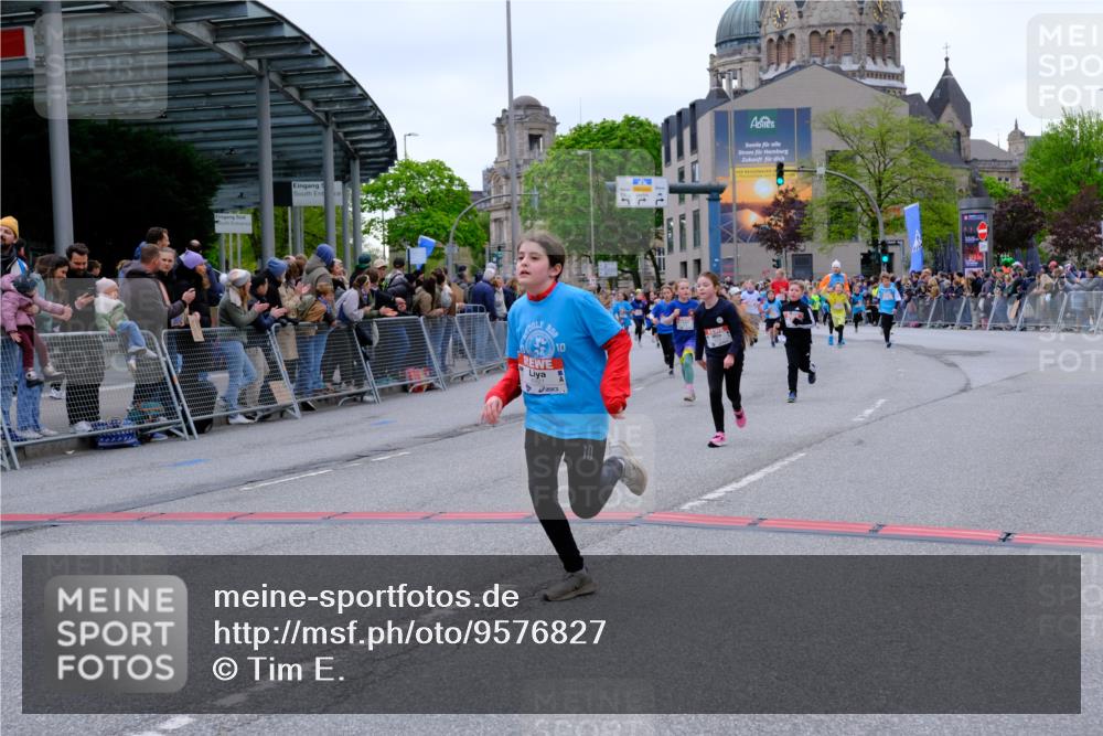 25.04.2026 - Das Zehntel Tim E. http://msf.ph/oto/9576827 25.04.2026 10:58:10 Ziel 5153, 5159, 5166, 5185, 5206, 5341, 5366, 5373, 5392, 5556, 5938, 6319, 6348, 6356, 6367, 6378, 6576, 6600, 6609, 6662, 6678, 6681, 6809, 6837, 6848, 6921, 7301, 7318, 7356, 7532, 7673, 7677, 7680, 7915 meine-sportfotos.de