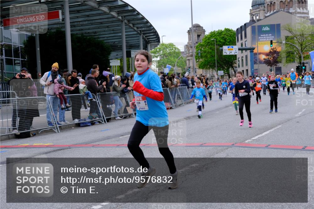 25.04.2026 - Das Zehntel Tim E. http://msf.ph/oto/9576832 25.04.2026 10:58:11 Ziel 5153, 5159, 5166, 5185, 5341, 5366, 5373, 5392, 5556, 5938, 6319, 6348, 6356, 6367, 6576, 6600, 6609, 6662, 6678, 6681, 6809, 6837, 6848, 6921, 7301, 7318, 7356, 7532, 7673, 7677, 7915 meine-sportfotos.de