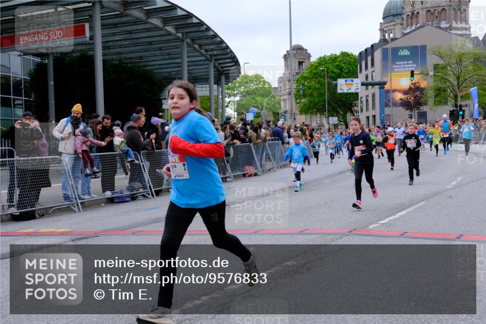 25.04.2026 - Das Zehntel Tim E. http://msf.ph/oto/9576833 25.04.2026 10:58:11 Ziel 5153, 5159, 5166, 5185, 5341, 5366, 5373, 5392, 5556, 5938, 6319, 6348, 6356, 6367, 6576, 6600, 6609, 6662, 6678, 6681, 6809, 6837, 6848, 6921, 7301, 7318, 7356, 7532, 7673, 7677, 7915 meine-sportfotos.de
