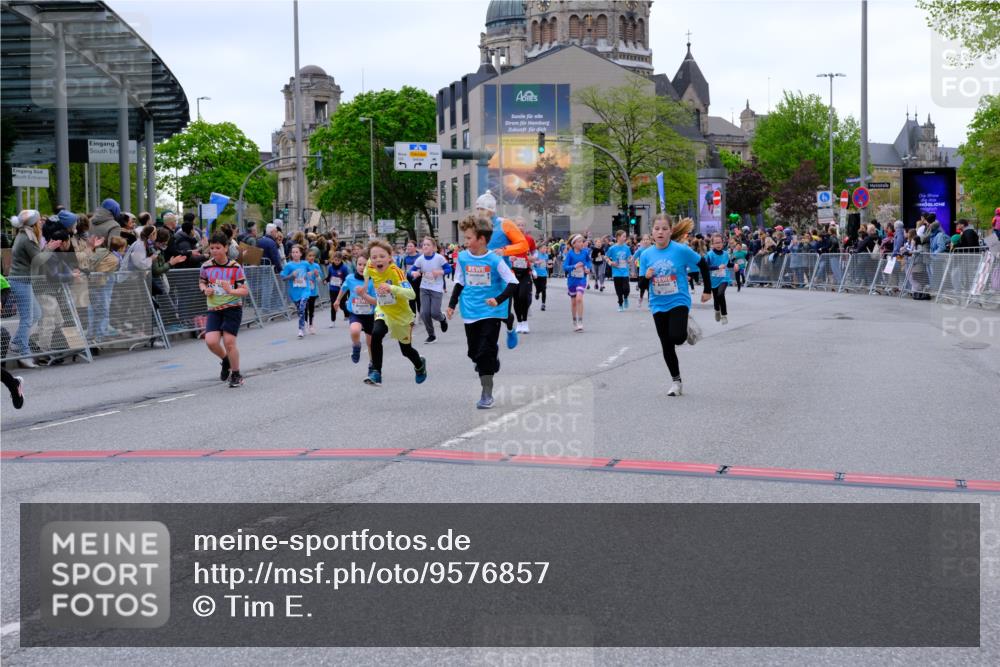 25.04.2026 - Das Zehntel Tim E. http://msf.ph/oto/9576857 25.04.2026 10:58:16 Ziel 5166, 5185, 5212, 5341, 5366, 5556, 5731, 5757, 5814, 6319, 6489, 6538, 6576, 6600, 6802, 6809, 6837, 6848, 6878, 6902, 6921, 6930, 7144, 7356, 7417, 7565, 7613, 7790, 8071 meine-sportfotos.de