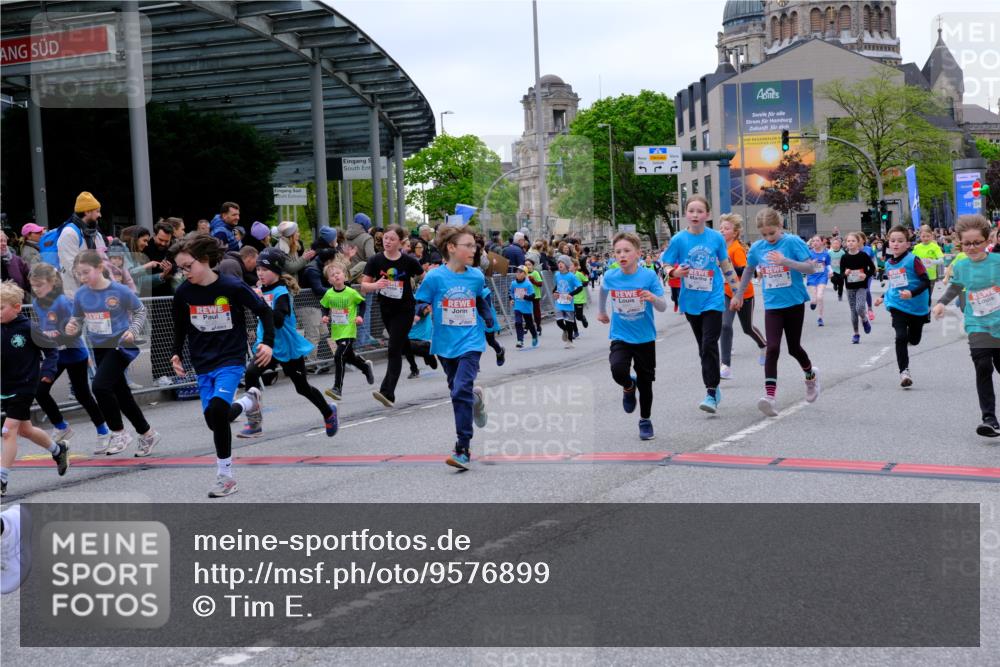 25.04.2026 - Das Zehntel Tim E. http://msf.ph/oto/9576899 25.04.2026 10:58:22 Ziel 5137, 5166, 5212, 5375, 5499, 5648, 5680, 5694, 5731, 5750, 5757, 5814, 5850, 5862, 5933, 6191, 6199, 6319, 6351, 6361, 6489, 6538, 6647, 6723, 6786, 6802, 6809, 6810, 6843, 6860, 6878, 6902, 6930, 6932, 6961, 7042, 7144, 7230, 7236, 7294, 7297, 7356, 7417, 7565, 7595, 7613, 7790, 8071, 10162 meine-sportfotos.de
