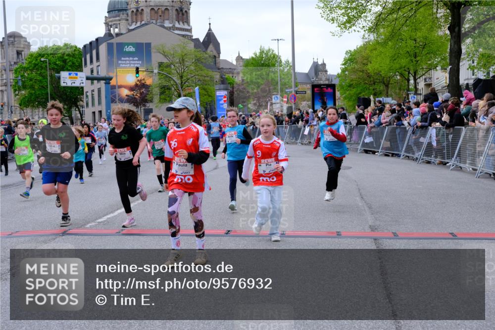25.04.2026 - Das Zehntel Tim E. http://msf.ph/oto/9576932 25.04.2026 10:58:30 Ziel 5073, 5137, 5266, 5315, 5320, 5407, 5485, 5496, 5499, 5648, 5666, 5668, 5680, 5694, 5801, 5822, 5850, 5862, 5987, 5996, 6033, 6108, 6112, 6129, 6191, 6199, 6298, 6304, 6308, 6351, 6361, 6370, 6377, 6388, 6400, 6590, 6647, 6727, 6730, 6786, 6810, 6932, 6961, 7042, 7049, 7062, 7230, 7232, 7236, 7294, 7297, 7551, 7595, 7647, 7653, 7659, 7666, 7760, 7866, 7868, 7887, 7901 meine-sportfotos.de
