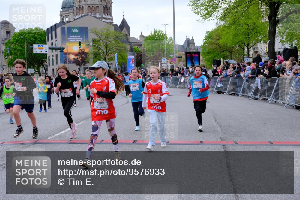 25.04.2026 - Das Zehntel Tim E. http://msf.ph/oto/9576933 25.04.2026 10:58:30 Ziel 5073, 5137, 5266, 5315, 5320, 5407, 5485, 5496, 5499, 5648, 5666, 5668, 5680, 5694, 5801, 5822, 5850, 5862, 5987, 5996, 6033, 6108, 6112, 6129, 6191, 6199, 6298, 6304, 6308, 6351, 6361, 6370, 6377, 6388, 6400, 6590, 6647, 6727, 6730, 6786, 6810, 6932, 6961, 7042, 7049, 7062, 7230, 7232, 7236, 7294, 7297, 7551, 7595, 7647, 7653, 7659, 7666, 7760, 7866, 7868, 7887, 7901 meine-sportfotos.de
