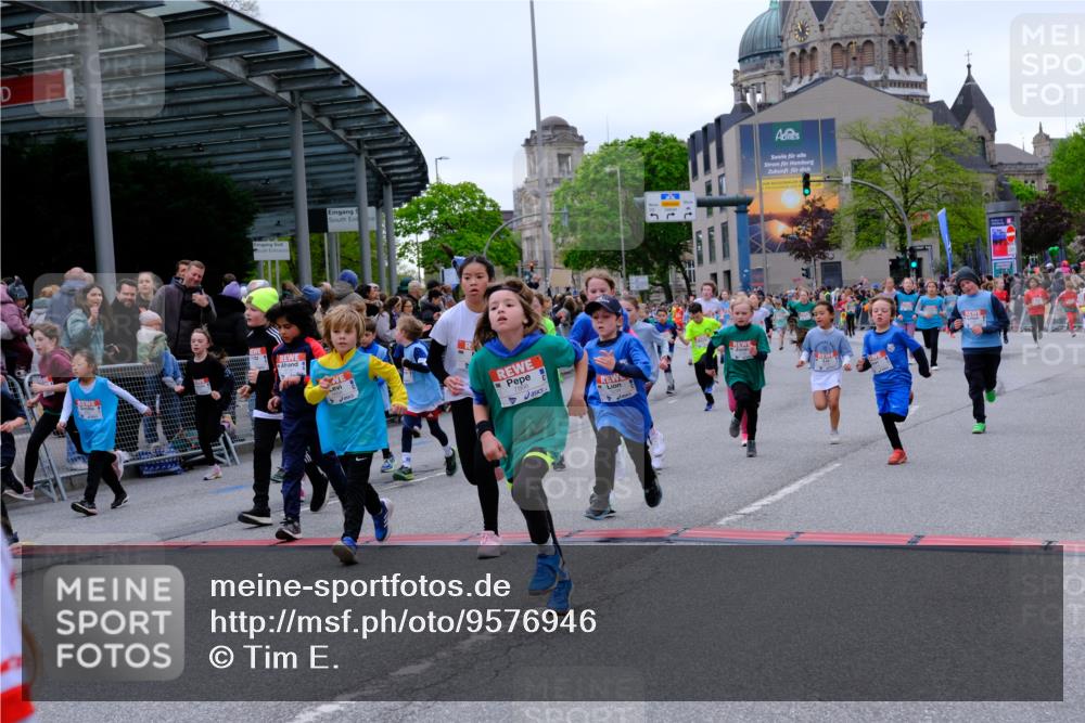 25.04.2026 - Das Zehntel Tim E. http://msf.ph/oto/9576946 25.04.2026 10:58:33 Ziel 5015, 5068, 5069, 5073, 5266, 5311, 5315, 5316, 5320, 5323, 5347, 5407, 5485, 5496, 5499, 5666, 5668, 5676, 5801, 5822, 5824, 5987, 5996, 6033, 6108, 6112, 6129, 6191, 6298, 6304, 6308, 6351, 6361, 6370, 6377, 6388, 6400, 6590, 6727, 6730, 6786, 6810, 7049, 7062, 7196, 7232, 7294, 7297, 7551, 7647, 7653, 7659, 7666, 7760, 7866, 7868, 7887, 7901 meine-sportfotos.de