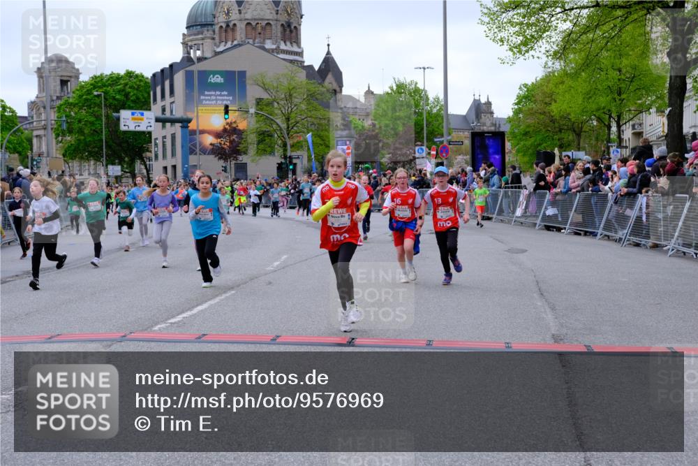 25.04.2026 - Das Zehntel Tim E. http://msf.ph/oto/9576969 25.04.2026 10:58:37 Ziel 5015, 5068, 5069, 5073, 5266, 5311, 5316, 5323, 5347, 5407, 5485, 5496, 5629, 5666, 5668, 5676, 5801, 5808, 5822, 5824, 5987, 5996, 6105, 6108, 6112, 6114, 6129, 6298, 6304, 6308, 6369, 6370, 6377, 6388, 6400, 6467, 6471, 6478, 6484, 6590, 6727, 6730, 6746, 6759, 7049, 7062, 7196, 7232, 7647, 7653, 7659, 7666, 7760, 7866, 7868, 7887, 7901, 7983 meine-sportfotos.de