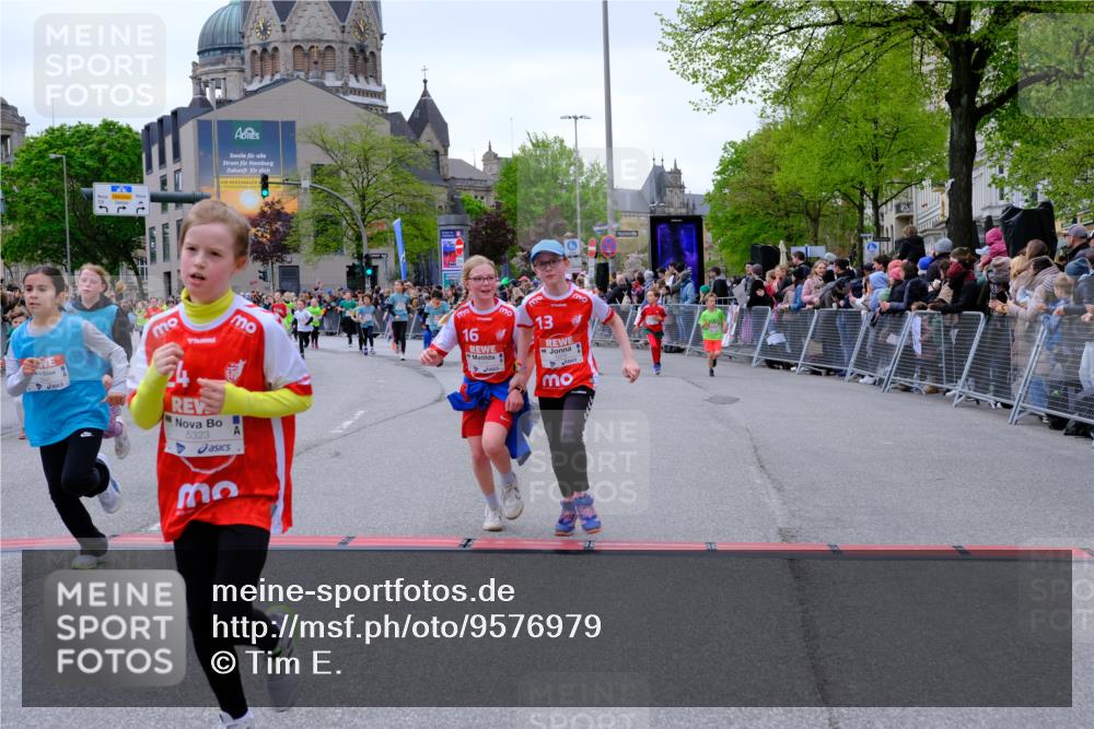 25.04.2026 - Das Zehntel Tim E. http://msf.ph/oto/9576979 25.04.2026 10:58:38 Ziel 5015, 5068, 5069, 5073, 5266, 5311, 5316, 5323, 5347, 5407, 5629, 5666, 5668, 5676, 5808, 5824, 5956, 5996, 6105, 6112, 6114, 6129, 6298, 6304, 6308, 6369, 6370, 6377, 6388, 6400, 6467, 6471, 6478, 6484, 6590, 6727, 6730, 6746, 6759, 7049, 7062, 7196, 7232, 7647, 7653, 7659, 7666, 7760, 7866, 7868, 7887, 7901, 7983 meine-sportfotos.de