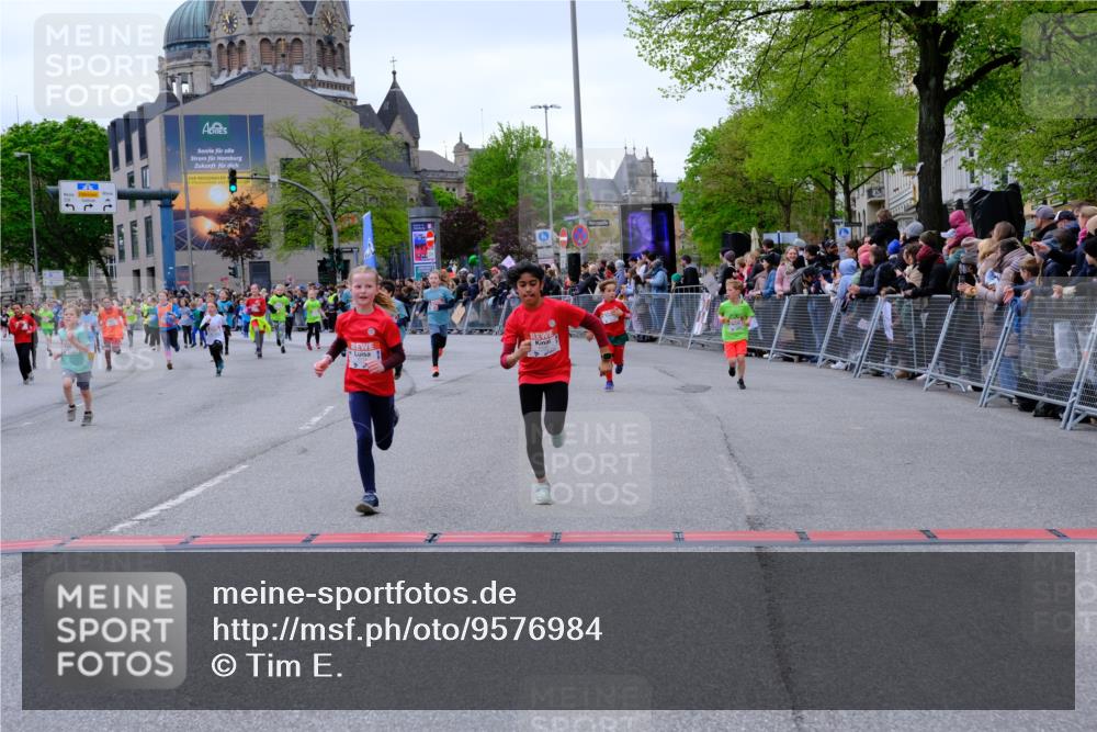 25.04.2026 - Das Zehntel Tim E. http://msf.ph/oto/9576984 25.04.2026 10:58:40 Ziel 5015, 5022, 5068, 5069, 5073, 5311, 5316, 5323, 5347, 5407, 5629, 5666, 5668, 5676, 5808, 5824, 5956, 6105, 6114, 6298, 6304, 6308, 6369, 6370, 6377, 6388, 6400, 6467, 6471, 6478, 6484, 6590, 6727, 6730, 6746, 6759, 7049, 7062, 7196, 7232, 7276, 7339, 7407, 7597, 7598, 7634, 7647, 7653, 7659, 7666, 7760, 7887, 7901, 7983 meine-sportfotos.de