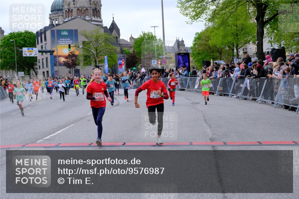 25.04.2026 - Das Zehntel Tim E. http://msf.ph/oto/9576987 25.04.2026 10:58:40 Ziel 5015, 5022, 5068, 5069, 5073, 5311, 5316, 5323, 5347, 5407, 5629, 5666, 5668, 5676, 5808, 5824, 5956, 6105, 6114, 6298, 6304, 6308, 6369, 6370, 6377, 6388, 6400, 6467, 6471, 6478, 6484, 6590, 6727, 6730, 6746, 6759, 7049, 7062, 7196, 7232, 7276, 7339, 7407, 7597, 7598, 7634, 7647, 7653, 7659, 7666, 7760, 7887, 7901, 7983 meine-sportfotos.de