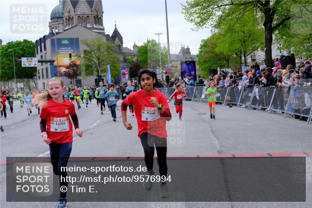 25.04.2026 - Das Zehntel Tim E. http://msf.ph/oto/9576994 25.04.2026 10:58:41 Ziel 5015, 5022, 5068, 5069, 5311, 5316, 5323, 5347, 5407, 5629, 5666, 5676, 5808, 5824, 5956, 6105, 6114, 6308, 6369, 6370, 6377, 6388, 6400, 6467, 6471, 6478, 6484, 6746, 6759, 7049, 7062, 7196, 7232, 7276, 7339, 7407, 7597, 7598, 7634, 7647, 7653, 7659, 7666, 7684, 7760, 7887, 7983 meine-sportfotos.de