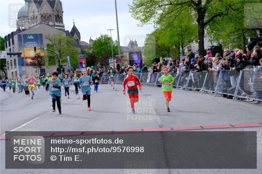 25.04.2026 - Das Zehntel Tim E. http://msf.ph/oto/9576998 25.04.2026 10:58:42 Ziel 5015, 5022, 5068, 5069, 5311, 5316, 5323, 5347, 5407, 5629, 5676, 5808, 5824, 5956, 6105, 6114, 6369, 6377, 6467, 6471, 6478, 6484, 6547, 6746, 6759, 7196, 7232, 7276, 7339, 7407, 7467, 7597, 7598, 7634, 7666, 7684, 7983 meine-sportfotos.de