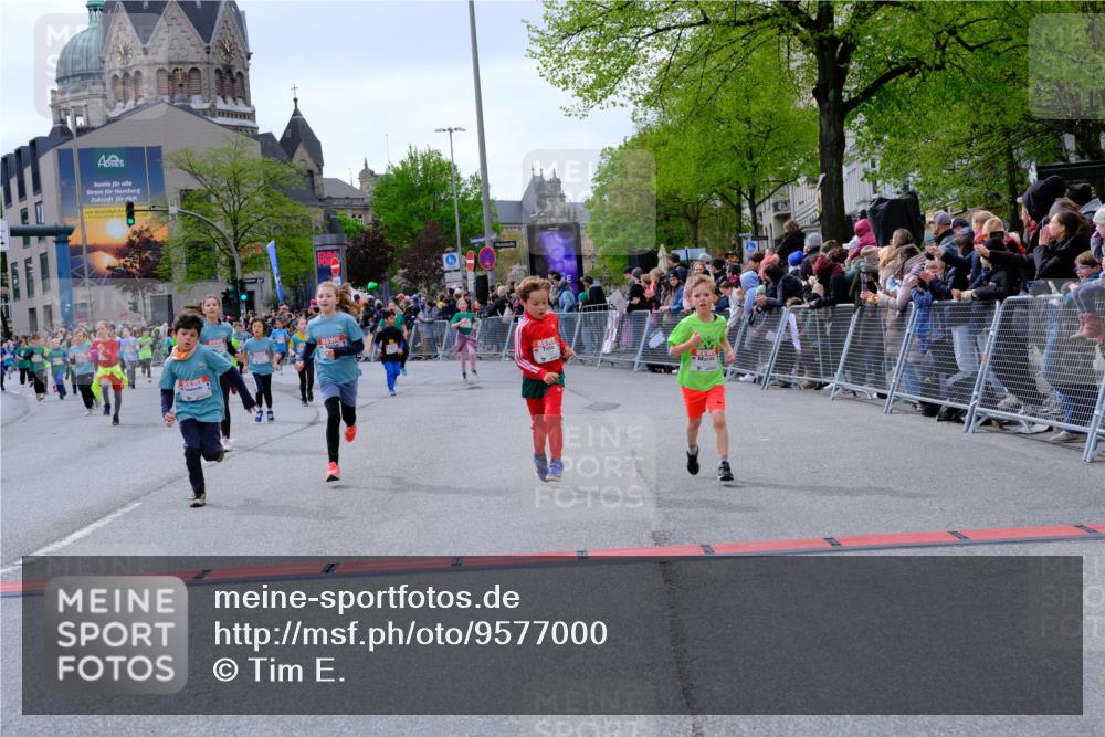 25.04.2026 - Das Zehntel Tim E. http://msf.ph/oto/9577000 25.04.2026 10:58:43 Ziel 5015, 5022, 5068, 5069, 5311, 5316, 5323, 5347, 5629, 5676, 5808, 5824, 5956, 6105, 6114, 6369, 6467, 6471, 6478, 6484, 6547, 6746, 6759, 6974, 6978, 7055, 7080, 7196, 7276, 7339, 7397, 7407, 7467, 7597, 7598, 7634, 7684, 7965, 7975, 7983 meine-sportfotos.de