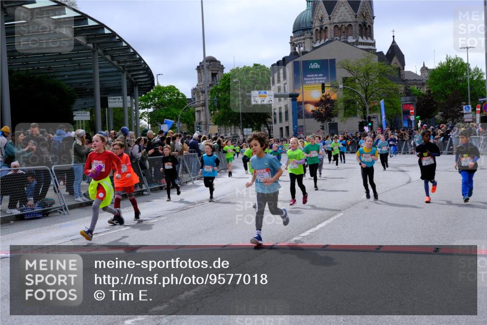 25.04.2026 - Das Zehntel Tim E. http://msf.ph/oto/9577018 25.04.2026 10:58:47 Ziel 5022, 5489, 5693, 5704, 5956, 6098, 6101, 6105, 6114, 6369, 6372, 6402, 6467, 6471, 6478, 6484, 6547, 6554, 6588, 6746, 6759, 6974, 6978, 7055, 7080, 7276, 7339, 7397, 7407, 7421, 7467, 7587, 7597, 7598, 7634, 7684, 7780, 7794, 7965, 7975 meine-sportfotos.de