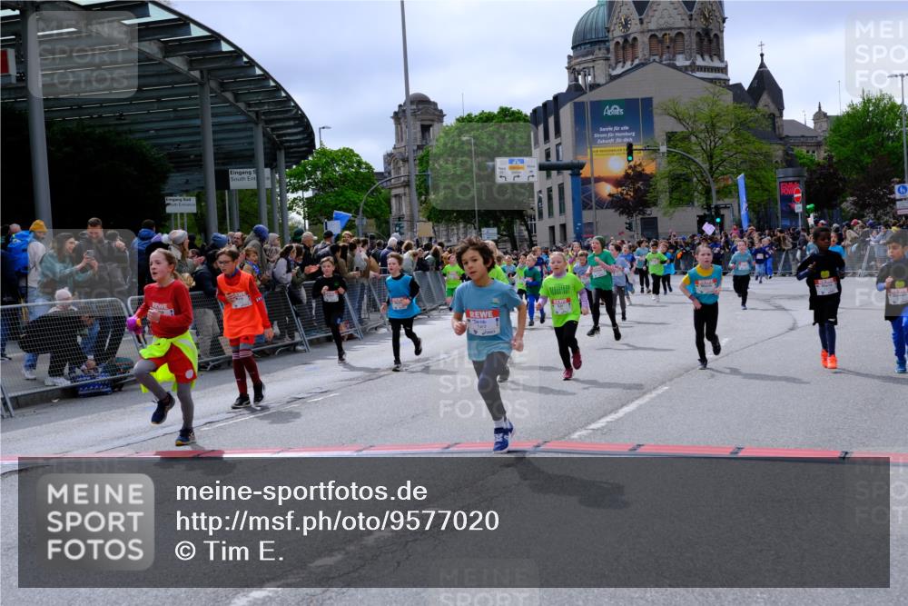25.04.2026 - Das Zehntel Tim E. http://msf.ph/oto/9577020 25.04.2026 10:58:47 Ziel 5022, 5489, 5693, 5704, 5956, 6098, 6101, 6105, 6114, 6369, 6372, 6402, 6467, 6471, 6478, 6484, 6547, 6554, 6588, 6746, 6759, 6974, 6978, 7055, 7080, 7276, 7339, 7397, 7407, 7421, 7467, 7587, 7597, 7598, 7634, 7684, 7780, 7794, 7965, 7975 meine-sportfotos.de
