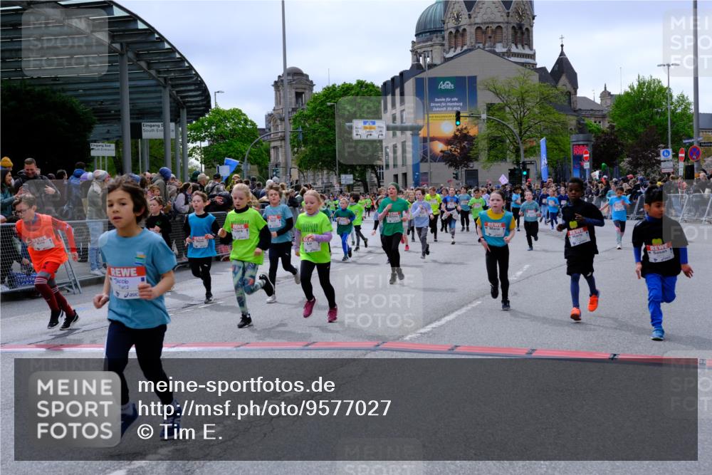 25.04.2026 - Das Zehntel Tim E. http://msf.ph/oto/9577027 25.04.2026 10:58:48 Ziel 5022, 5296, 5307, 5489, 5693, 5704, 5956, 6098, 6101, 6372, 6402, 6471, 6478, 6484, 6547, 6554, 6588, 6746, 6759, 6974, 6978, 7055, 7080, 7276, 7339, 7397, 7407, 7421, 7467, 7587, 7593, 7597, 7598, 7634, 7684, 7780, 7794, 7965, 7975 meine-sportfotos.de