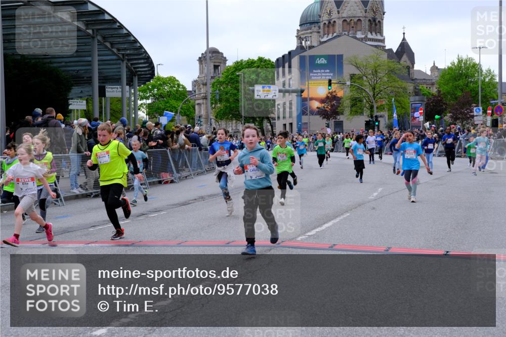25.04.2026 - Das Zehntel Tim E. http://msf.ph/oto/9577038 25.04.2026 10:58:52 Ziel 5022, 5296, 5307, 5382, 5399, 5418, 5459, 5489, 5669, 5693, 5704, 6098, 6101, 6372, 6402, 6547, 6554, 6588, 6824, 6825, 6911, 6974, 6978, 7055, 7080, 7313, 7397, 7407, 7420, 7421, 7467, 7469, 7587, 7593, 7598, 7616, 7636, 7684, 7780, 7794, 7965, 7975 meine-sportfotos.de