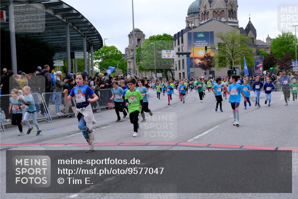 25.04.2026 - Das Zehntel Tim E. http://msf.ph/oto/9577047 25.04.2026 10:58:53 Ziel 5296, 5307, 5380, 5382, 5399, 5418, 5459, 5489, 5659, 5669, 5693, 5704, 5725, 5866, 6098, 6101, 6372, 6402, 6547, 6554, 6588, 6824, 6825, 6911, 6974, 6978, 7055, 7080, 7313, 7397, 7420, 7421, 7467, 7469, 7587, 7593, 7616, 7636, 7684, 7780, 7794, 7965, 7975 meine-sportfotos.de