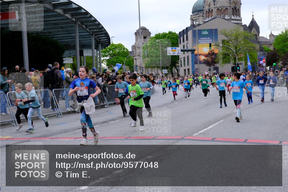 25.04.2026 - Das Zehntel Tim E. http://msf.ph/oto/9577048 25.04.2026 10:58:54 Ziel 5296, 5307, 5380, 5382, 5399, 5418, 5459, 5489, 5659, 5669, 5693, 5704, 5725, 5866, 6098, 6101, 6372, 6402, 6547, 6554, 6588, 6736, 6824, 6825, 6911, 6974, 6978, 7055, 7080, 7278, 7313, 7397, 7420, 7421, 7467, 7469, 7587, 7593, 7616, 7636, 7780, 7794, 7886, 7965, 7975 meine-sportfotos.de