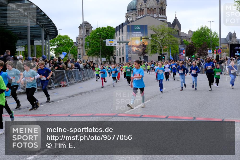 25.04.2026 - Das Zehntel Tim E. http://msf.ph/oto/9577056 25.04.2026 10:58:55 Ziel 5178, 5179, 5296, 5307, 5380, 5382, 5399, 5418, 5459, 5489, 5659, 5669, 5693, 5704, 5725, 5866, 5962, 6098, 6101, 6372, 6402, 6554, 6588, 6736, 6824, 6825, 6911, 6974, 6978, 7055, 7080, 7278, 7313, 7397, 7420, 7421, 7469, 7587, 7593, 7616, 7636, 7780, 7794, 7886, 7965, 7975 meine-sportfotos.de