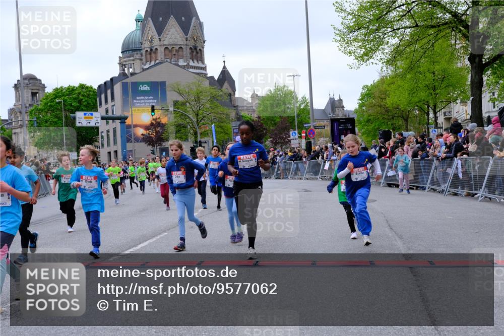25.04.2026 - Das Zehntel Tim E. http://msf.ph/oto/9577062 25.04.2026 10:58:57 Ziel 5178, 5179, 5296, 5307, 5380, 5382, 5399, 5418, 5459, 5489, 5638, 5659, 5669, 5725, 5866, 5962, 6098, 6101, 6372, 6402, 6588, 6736, 6824, 6825, 6911, 7077, 7086, 7278, 7298, 7313, 7420, 7469, 7587, 7593, 7616, 7622, 7636, 7780, 7794, 7886 meine-sportfotos.de