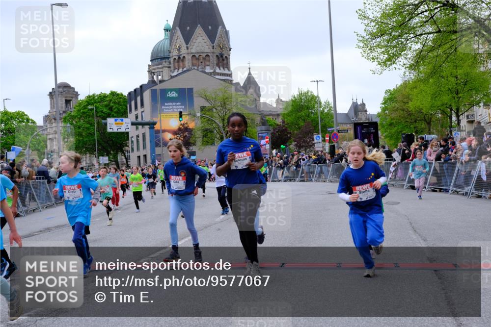 25.04.2026 - Das Zehntel Tim E. http://msf.ph/oto/9577067 25.04.2026 10:58:58 Ziel 5178, 5179, 5296, 5307, 5380, 5382, 5399, 5418, 5459, 5638, 5659, 5669, 5725, 5866, 5962, 6098, 6101, 6372, 6588, 6736, 6824, 6825, 6911, 7077, 7086, 7278, 7298, 7313, 7333, 7357, 7420, 7469, 7587, 7593, 7611, 7616, 7622, 7636, 7780, 7794, 7886 meine-sportfotos.de