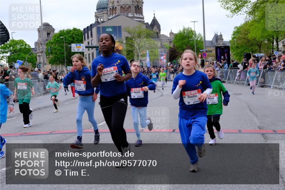 25.04.2026 - Das Zehntel Tim E. http://msf.ph/oto/9577070 25.04.2026 10:58:58 Ziel 5178, 5179, 5296, 5307, 5380, 5382, 5399, 5418, 5459, 5638, 5659, 5669, 5725, 5866, 5962, 6098, 6101, 6372, 6588, 6736, 6824, 6825, 6911, 7077, 7086, 7278, 7298, 7313, 7333, 7357, 7420, 7469, 7587, 7593, 7611, 7616, 7622, 7636, 7780, 7794, 7886 meine-sportfotos.de