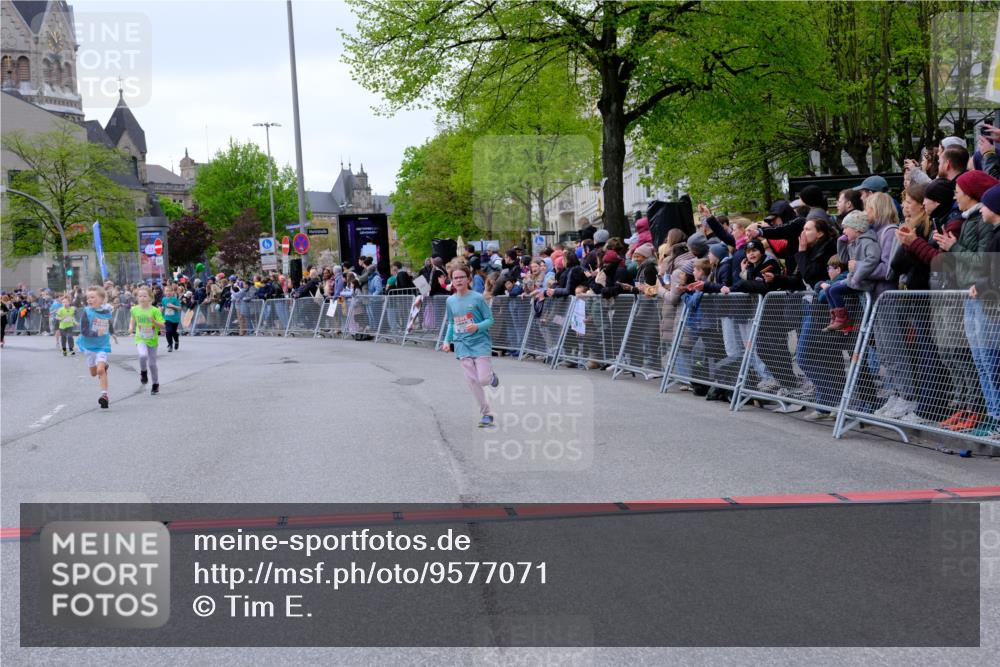 25.04.2026 - Das Zehntel Tim E. http://msf.ph/oto/9577071 25.04.2026 10:59:00 Ziel 5178, 5179, 5296, 5307, 5380, 5382, 5399, 5418, 5459, 5581, 5595, 5638, 5659, 5669, 5700, 5725, 5866, 5962, 6047, 6063, 6736, 6824, 6825, 6911, 7077, 7086, 7147, 7152, 7278, 7298, 7313, 7333, 7335, 7357, 7420, 7469, 7593, 7611, 7616, 7622, 7636, 7886 meine-sportfotos.de