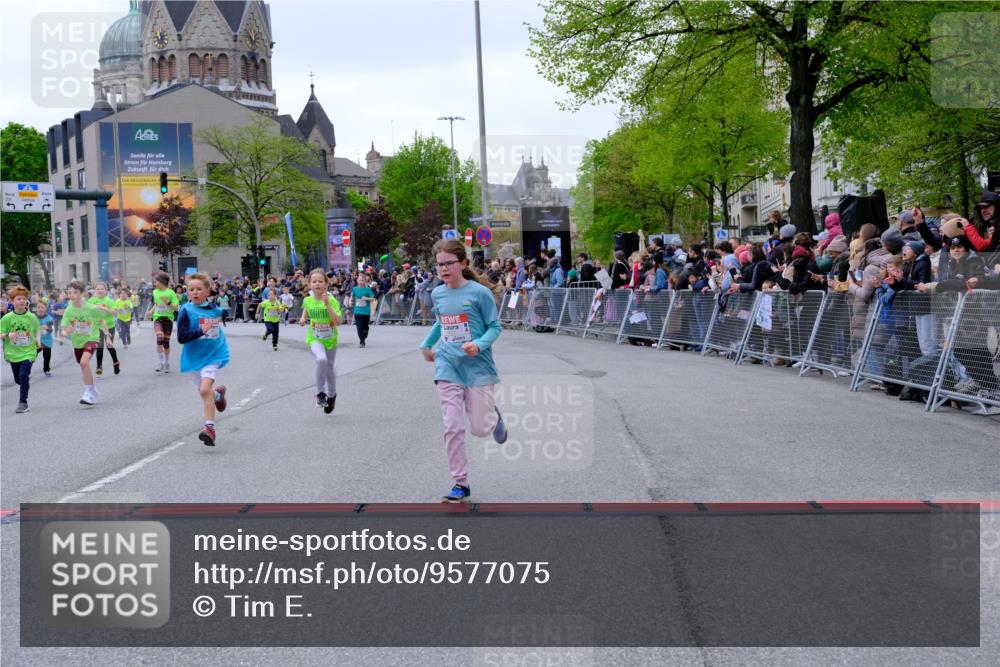 25.04.2026 - Das Zehntel Tim E. http://msf.ph/oto/9577075 25.04.2026 10:59:01 Ziel 5178, 5179, 5380, 5382, 5399, 5418, 5459, 5581, 5595, 5638, 5659, 5669, 5700, 5725, 5866, 5962, 6047, 6063, 6736, 6824, 6825, 6911, 7077, 7086, 7147, 7152, 7278, 7298, 7313, 7333, 7335, 7357, 7420, 7469, 7611, 7616, 7622, 7636, 7886 meine-sportfotos.de