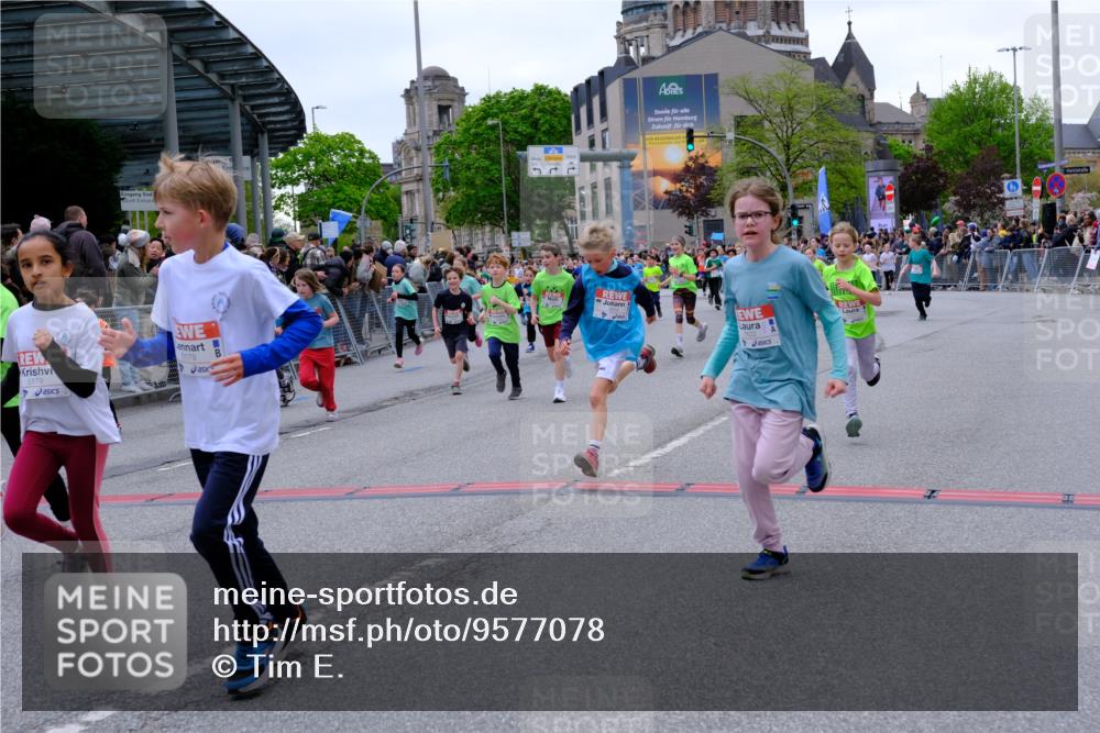 25.04.2026 - Das Zehntel Tim E. http://msf.ph/oto/9577078 25.04.2026 10:59:02 Ziel 5178, 5179, 5380, 5382, 5399, 5418, 5459, 5581, 5595, 5638, 5659, 5700, 5725, 5858, 5866, 5962, 6005, 6047, 6063, 6736, 6824, 6825, 6911, 7077, 7086, 7147, 7152, 7278, 7298, 7333, 7335, 7357, 7611, 7616, 7622, 7636, 7886 meine-sportfotos.de