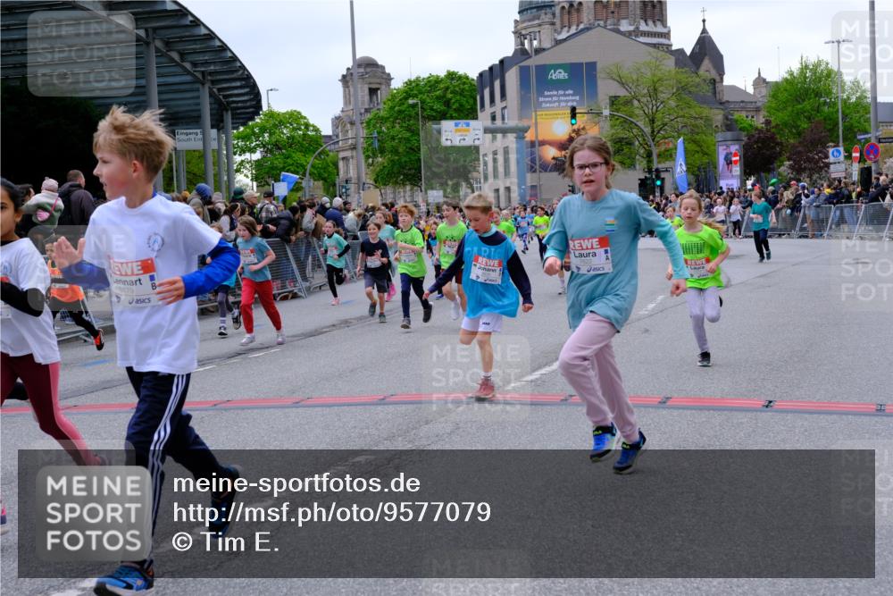 25.04.2026 - Das Zehntel Tim E. http://msf.ph/oto/9577079 25.04.2026 10:59:02 Ziel 5178, 5179, 5380, 5382, 5399, 5418, 5459, 5581, 5595, 5638, 5659, 5700, 5725, 5858, 5866, 5962, 6005, 6047, 6063, 6736, 6824, 6825, 6911, 7077, 7086, 7147, 7152, 7278, 7298, 7333, 7335, 7357, 7611, 7616, 7622, 7636, 7886 meine-sportfotos.de