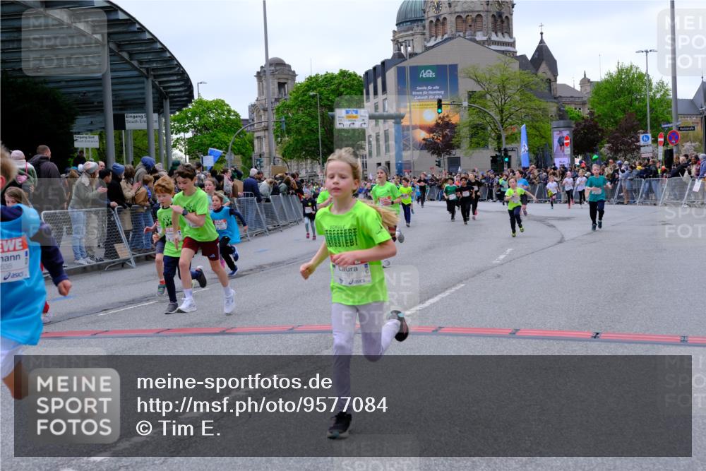 25.04.2026 - Das Zehntel Tim E. http://msf.ph/oto/9577084 25.04.2026 10:59:03 Ziel 5178, 5179, 5380, 5382, 5399, 5418, 5459, 5581, 5595, 5638, 5659, 5700, 5725, 5858, 5866, 5962, 6005, 6047, 6063, 6602, 6736, 6824, 6825, 7077, 7086, 7147, 7152, 7278, 7298, 7333, 7335, 7357, 7611, 7622, 7886 meine-sportfotos.de