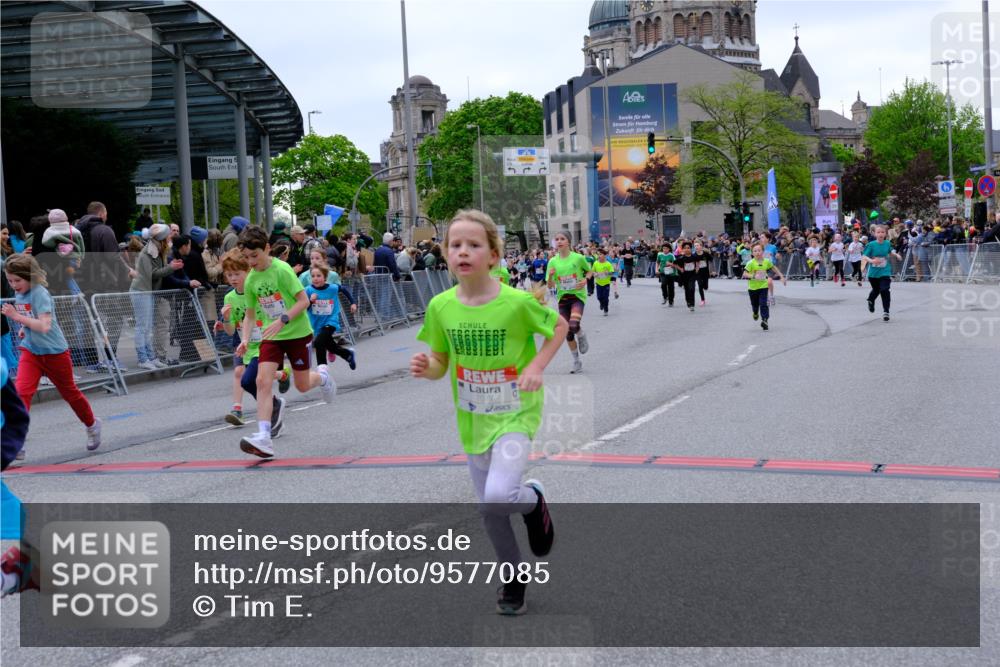 25.04.2026 - Das Zehntel Tim E. http://msf.ph/oto/9577085 25.04.2026 10:59:03 Ziel 5178, 5179, 5380, 5382, 5399, 5418, 5459, 5581, 5595, 5638, 5659, 5700, 5725, 5858, 5866, 5962, 6005, 6047, 6063, 6602, 6736, 6824, 6825, 7077, 7086, 7147, 7152, 7278, 7298, 7333, 7335, 7357, 7611, 7622, 7886 meine-sportfotos.de