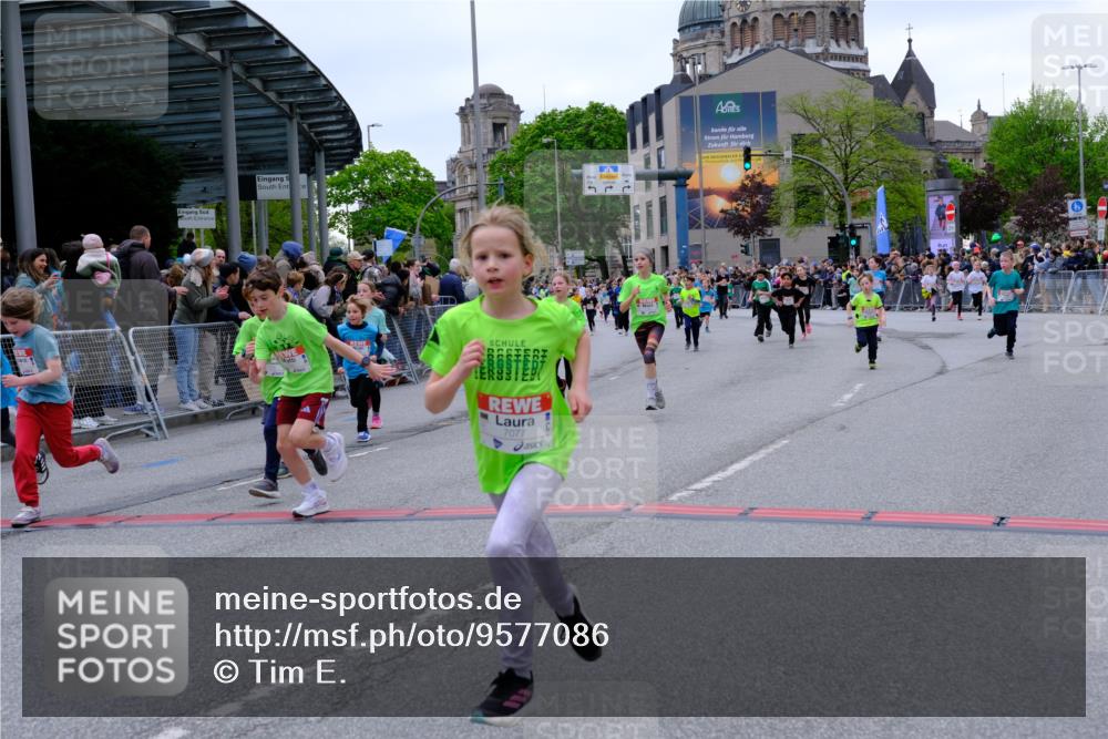 25.04.2026 - Das Zehntel Tim E. http://msf.ph/oto/9577086 25.04.2026 10:59:03 Ziel 5178, 5179, 5380, 5382, 5399, 5418, 5459, 5581, 5595, 5638, 5659, 5700, 5725, 5858, 5866, 5962, 6005, 6047, 6063, 6602, 6736, 6824, 6825, 7077, 7086, 7147, 7152, 7278, 7298, 7333, 7335, 7357, 7611, 7622, 7886 meine-sportfotos.de