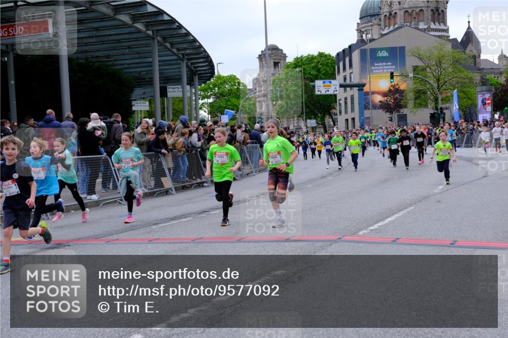 25.04.2026 - Das Zehntel Tim E. http://msf.ph/oto/9577092 25.04.2026 10:59:04 Ziel 5178, 5179, 5380, 5399, 5418, 5459, 5581, 5595, 5638, 5659, 5700, 5725, 5858, 5866, 5962, 6005, 6047, 6063, 6602, 6736, 6824, 6825, 6950, 6998, 7077, 7086, 7147, 7152, 7219, 7278, 7289, 7298, 7333, 7335, 7357, 7611, 7622, 7886 meine-sportfotos.de