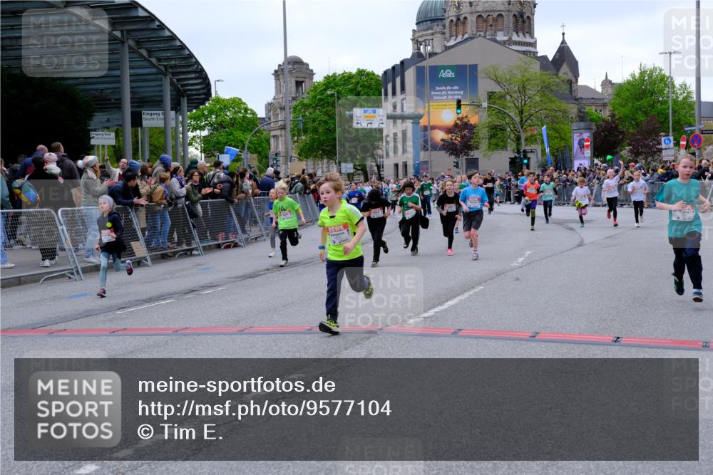 25.04.2026 - Das Zehntel Tim E. http://msf.ph/oto/9577104 25.04.2026 10:59:07 Ziel 5178, 5179, 5182, 5187, 5193, 5339, 5510, 5581, 5595, 5638, 5649, 5700, 5858, 5916, 5962, 6005, 6029, 6047, 6063, 6602, 6950, 6998, 7077, 7086, 7147, 7152, 7219, 7289, 7298, 7333, 7335, 7357, 7410, 7611, 7622, 7663 meine-sportfotos.de