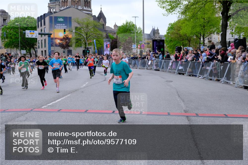 25.04.2026 - Das Zehntel Tim E. http://msf.ph/oto/9577109 25.04.2026 10:59:08 Ziel 5182, 5187, 5193, 5339, 5510, 5581, 5595, 5638, 5649, 5700, 5858, 5911, 5912, 5916, 6005, 6029, 6047, 6063, 6602, 6950, 6998, 7077, 7086, 7147, 7152, 7219, 7289, 7298, 7333, 7335, 7357, 7410, 7611, 7622, 7663 meine-sportfotos.de